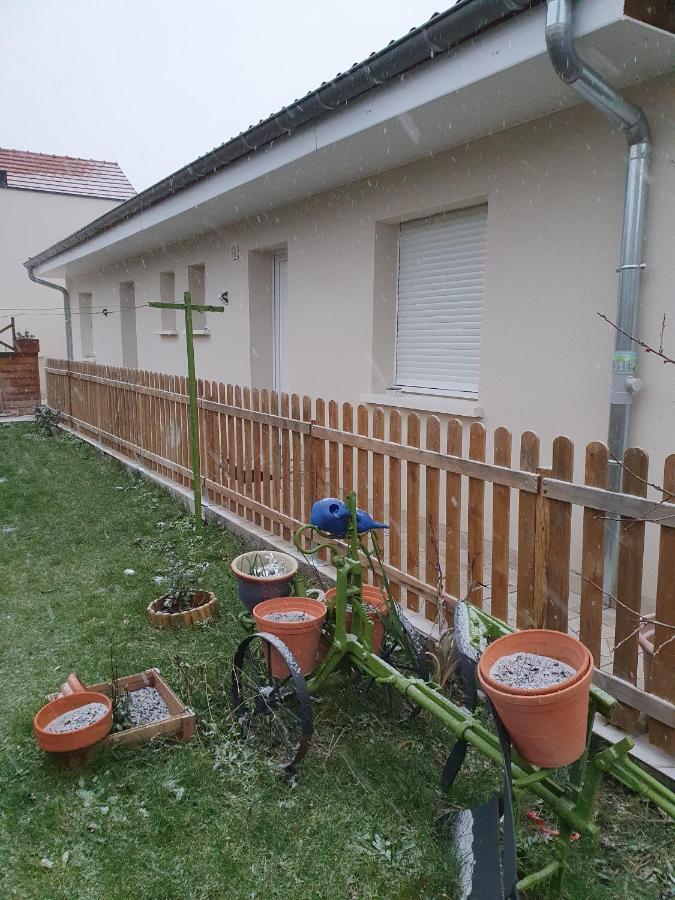 Le Paradis Iyedessil Dijon Kültér fotó