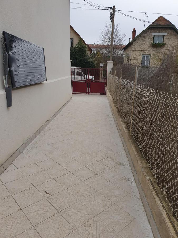 Le Paradis Iyedessil Dijon Kültér fotó