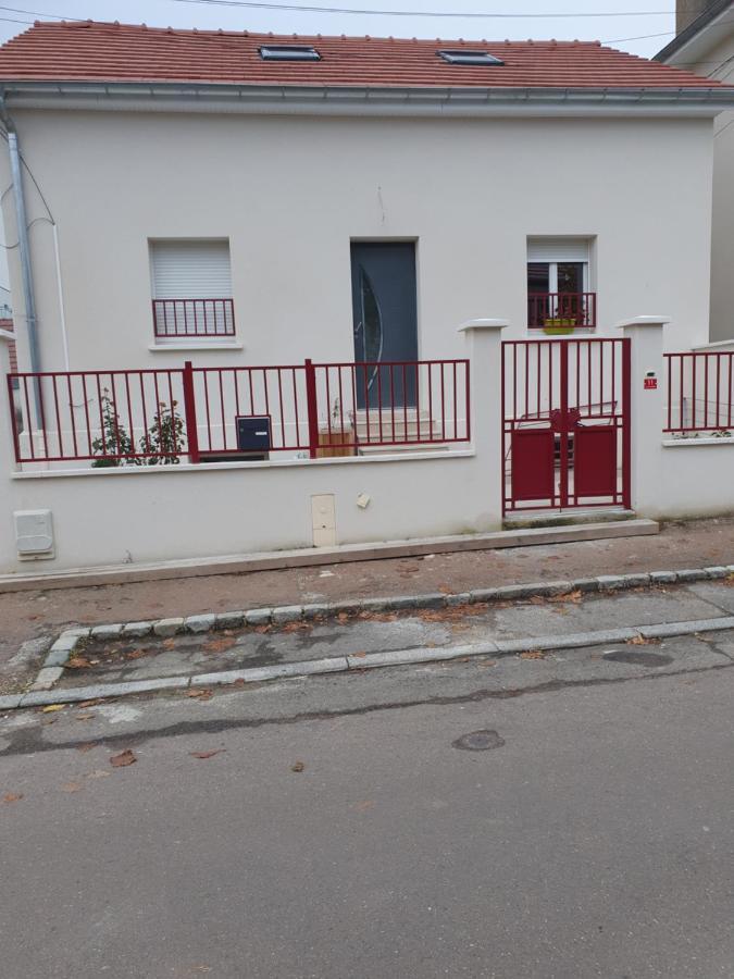 Le Paradis Iyedessil Dijon Kültér fotó
