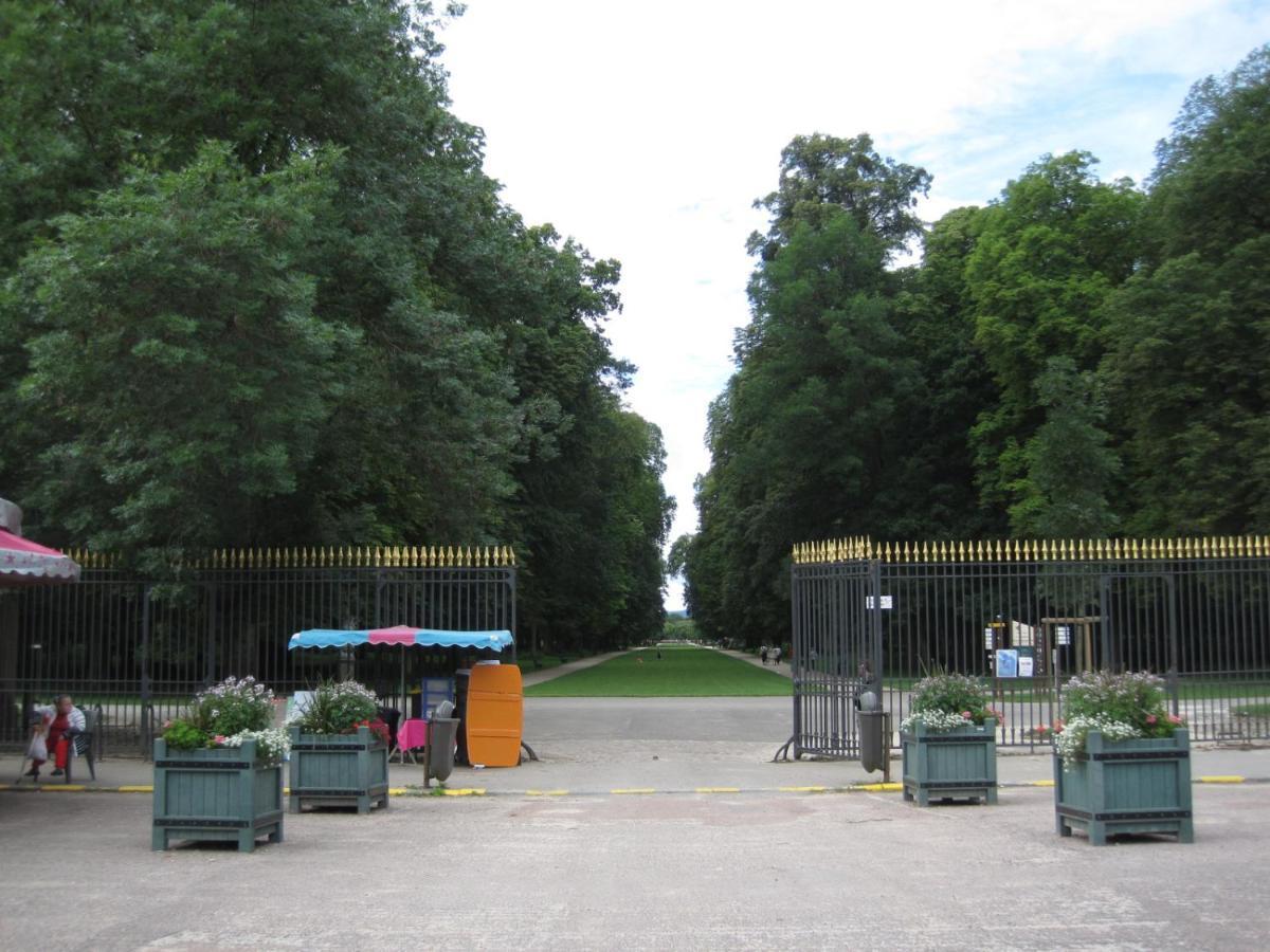 Le Paradis Iyedessil Dijon Kültér fotó